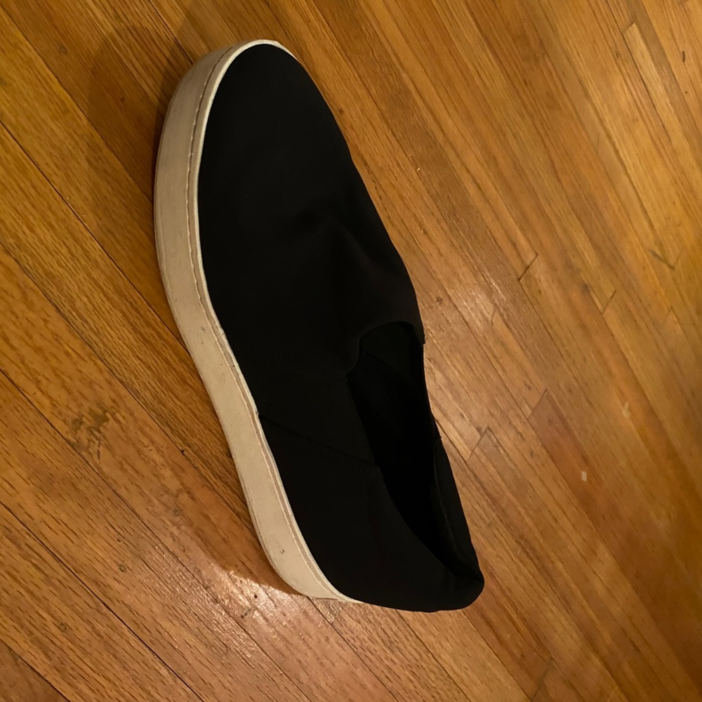 Vince Warren Slip-On / Black / Size 9.5 - image 5